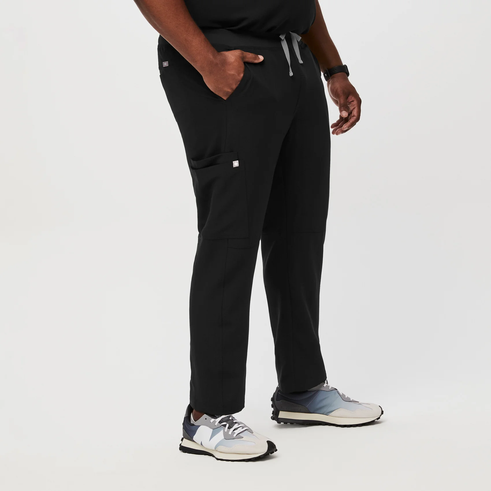 men's Black Axim™- Cargo Scrub Pants (3XL - 6XL) - Image 3