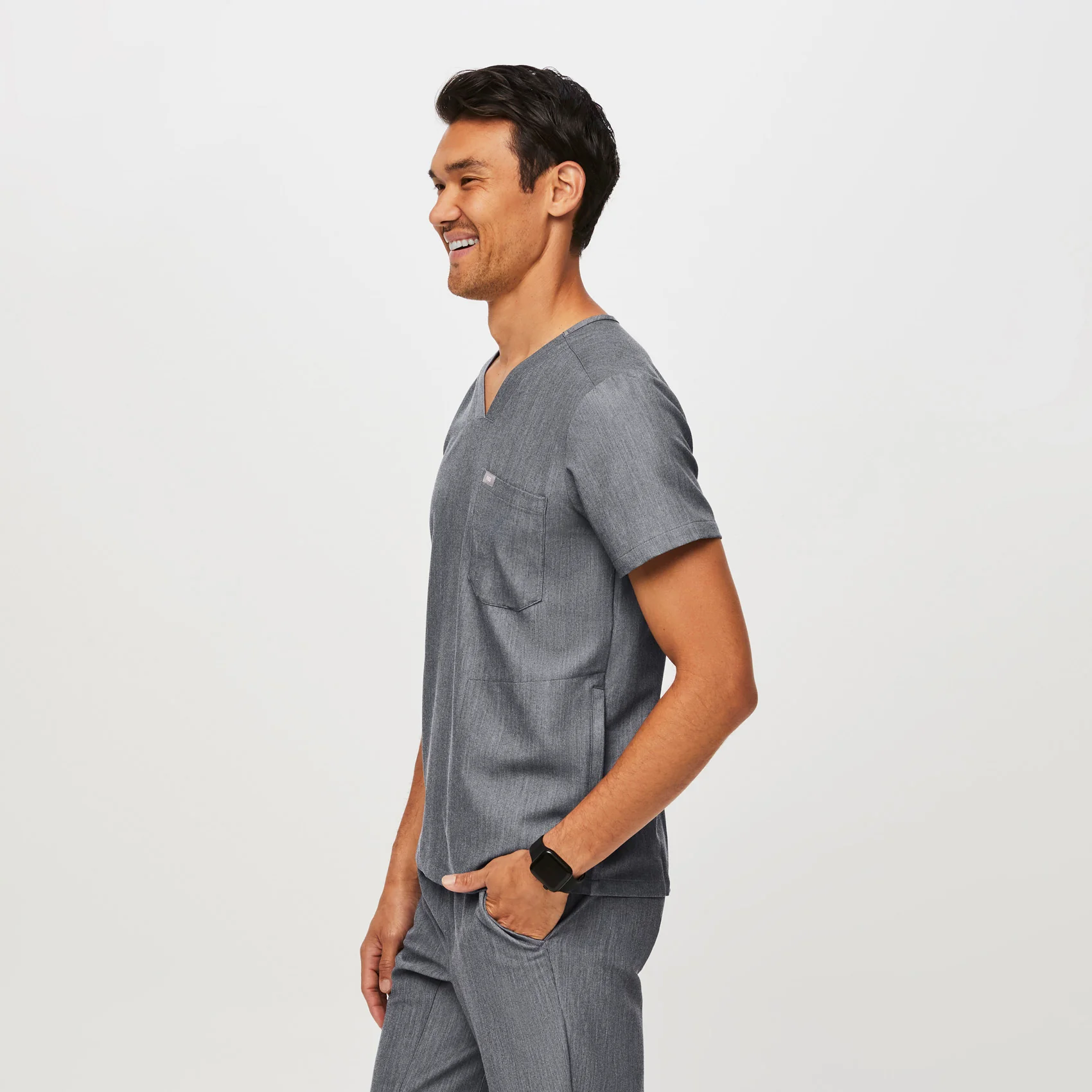 Men's Graphite Chisec™ - Three-Pocket Scrub Top - Image 3