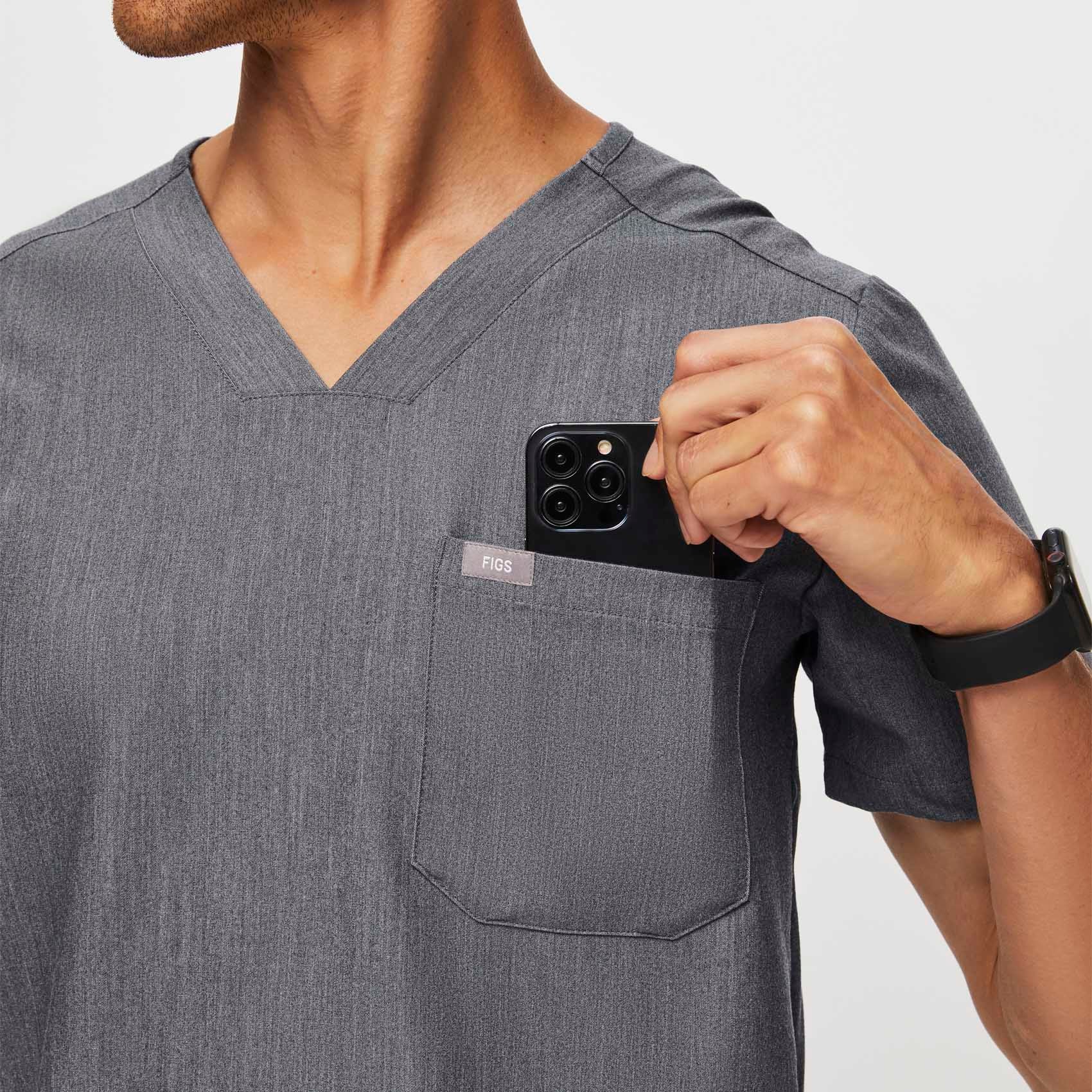 Men's Graphite Chisec™ - Three-Pocket Scrub Top - Image 5