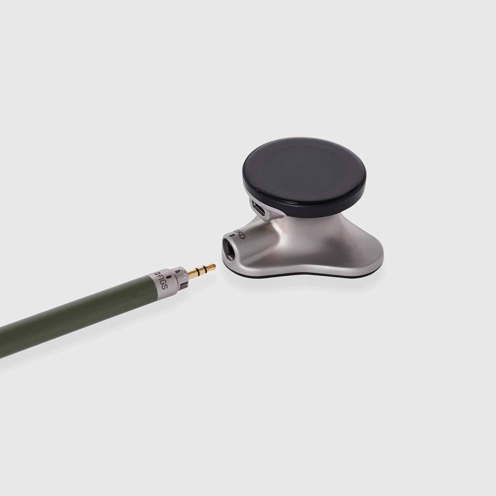 The Moss FIGS | Eko CORE 500 Digital Stethoscope™ Set - Image 3