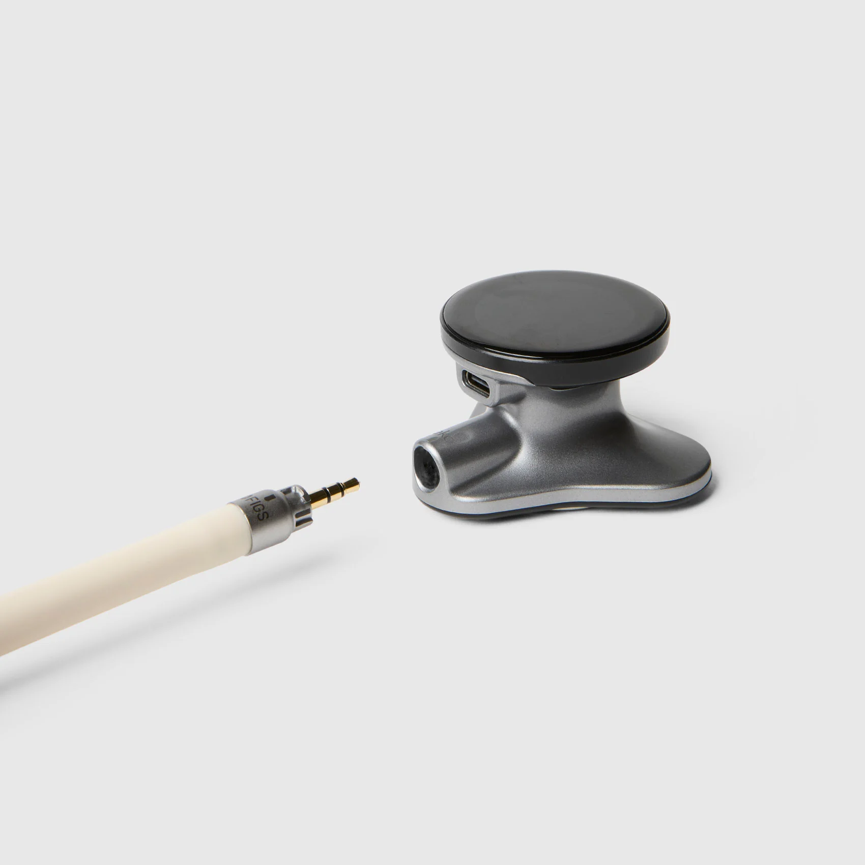 The Off White FIGS | Eko CORE 500 Digital Stethoscope Set™ - Image 3